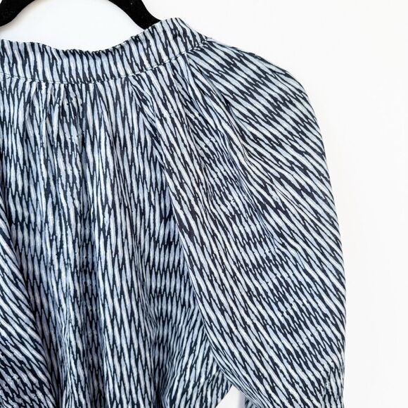 Banana Republic Factory Navy and Light Blue Ikat  Long Sleeve Peplum Blouse - Picture 10 of 11